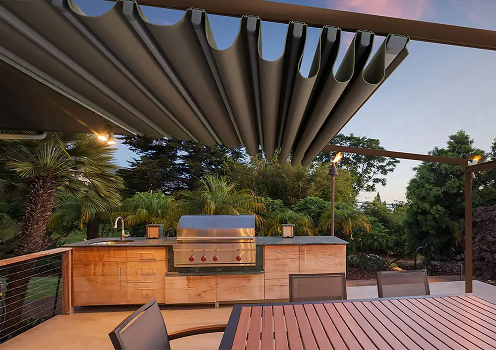 Pergola su terrazza con barbecue